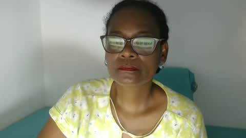 luxa online show from February 14, 2:36 am