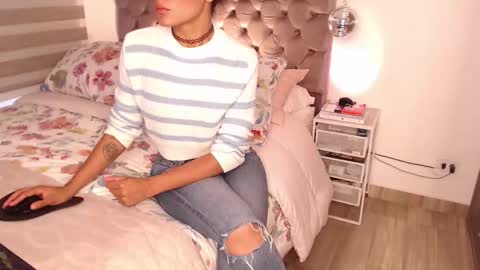 Rouss marie henao  online show from March 15, 1:47 pm