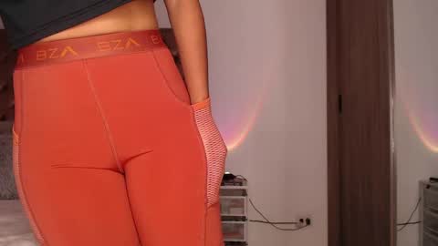 Rouss marie henao  online show from April 16, 11:18 pm