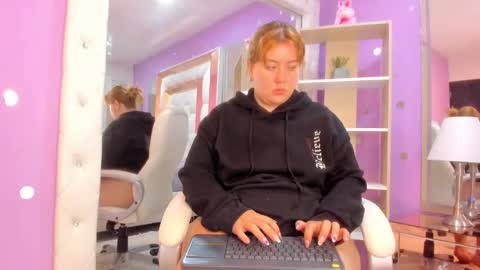 Rousse  online show from March 30, 12:27 pm