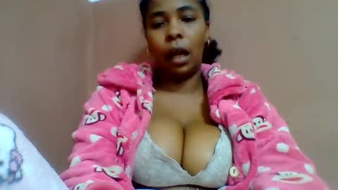 rovaelyah online show from July 10, 8:52 am