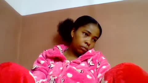 rovaelyah online show from July 17, 3:08 am