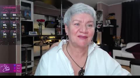 Roxana online show from November 6, 1:25 pm