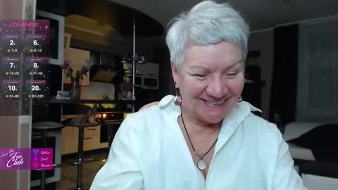 Roxana online show from November 22, 3:10 pm