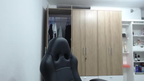 Roxana online show from February 5, 1:31 am