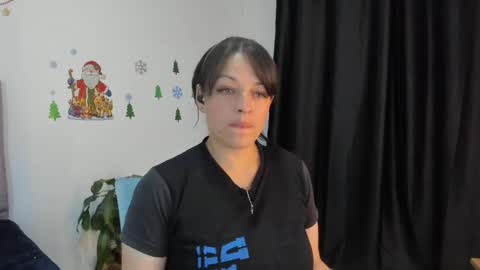  Roxan  online show from December 21, 1:04 am