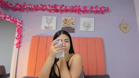 Juliana 3 online show from June 2, 12:07 pm