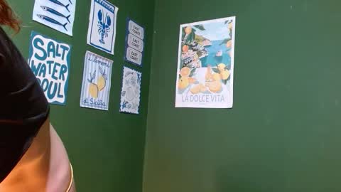 Roxie online show from October 23, 1:51 am