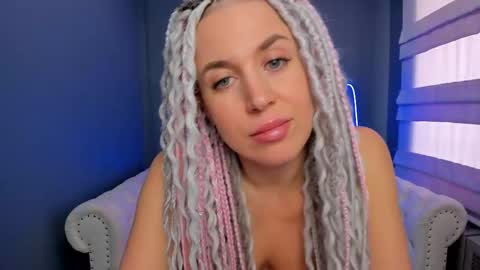 Roxy online show from February 16, 5:15 am