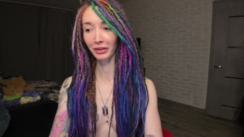 Snapshot of roxy_silver chatting on January 31, 10:52 pm Roxy online show from January 31, 10:52 pm