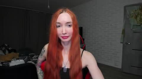 Snapshot of roxy_silver chatting on October 10, 9:52 pm Roxy online show from October 10, 9:52 pm