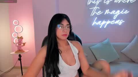 Roxy online show from October 6, 5:25 am