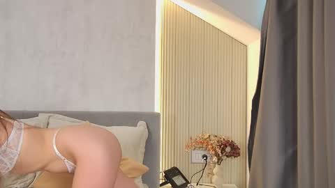 Roxy online show from April 14, 2:20 pm