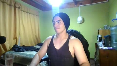 rpaulo25 online show from May 8, 5:02 am
