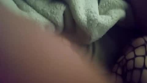 rraineonme online show from April 6, 5:19 am