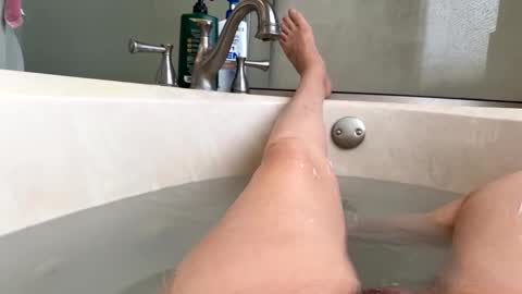 ireneTxCD online show from March 11, 7:47 pm