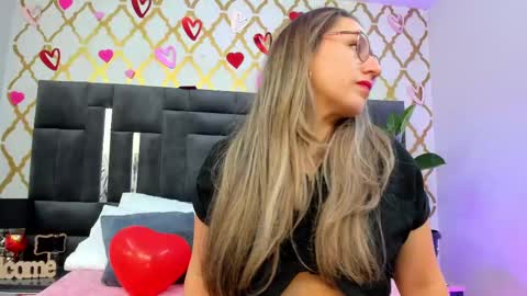 Snapshot of rubby_taylor chatting on February 11, 2:57 pm RubbyTaylor online show from February 11, 2:57 pm