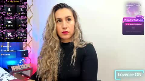 Snapshot of rubby_taylor chatting on February 25, 9:37 pm RubbyTaylor online show from February 25, 9:37 pm
