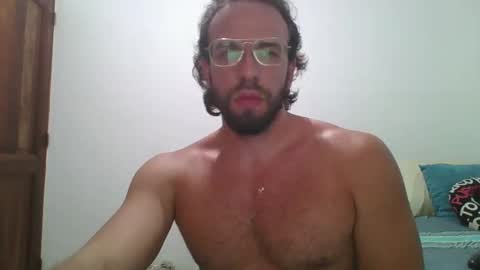 Snapshot of rubio121 chatting on October 9, 8:25 pm rubio121 online show from October 9, 8:25 pm