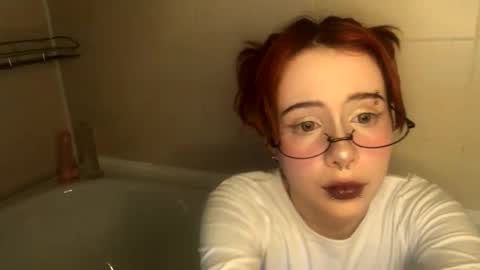 Rubi online show from October 27, 12:32 am