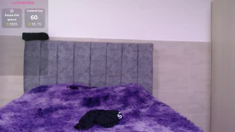 Ruby and Vanie online show from December 21, 7:42 pm