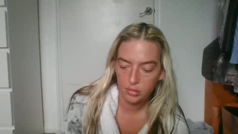 rubyredxxxoxxx online show from December 30, 8:43 am