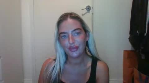 rubyredxxxoxxx online show from December 8, 4:28 pm