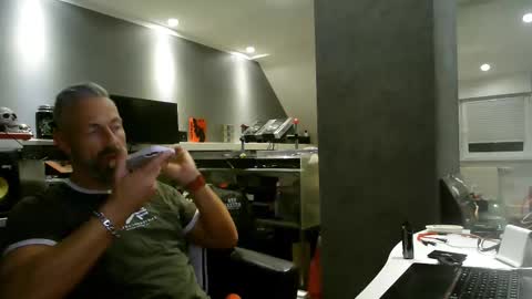 Chico que rico Caliente online show from February 10, 12:50 pm