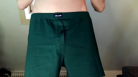 Luffy online show from December 25, 2:45 pm