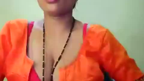 Ruhi online show from July 28, 6:42 pm