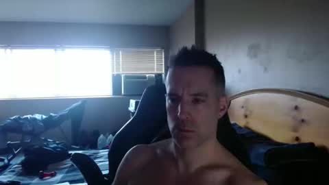 rustic_cuse_777 online show from February 16, 9:35 pm