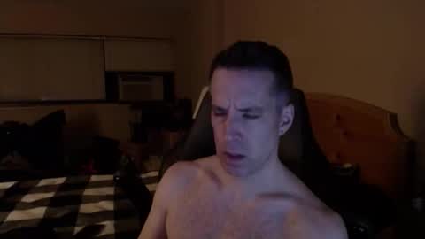 rustic_cuse_777 online show from April 23, 3:58 am