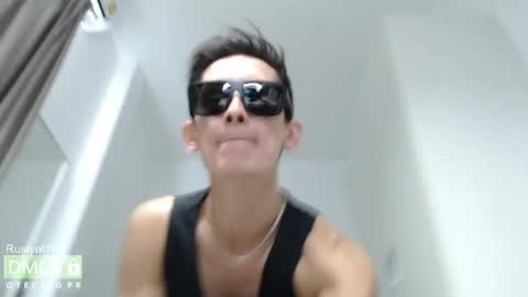 MillionDollarGuy online show from April 18, 9:44 am