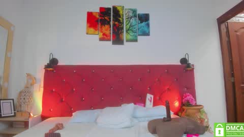 Ruth online show from February 12, 4:54 pm