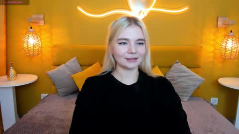 ruthbryant online show from November 4, 1:29 am