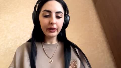 Cindy online show from November 10, 9:12 am