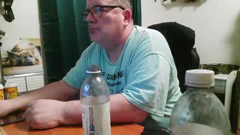 rwzar_1965 online show from June 22, 3:25 am
