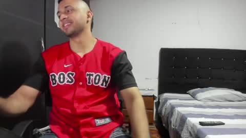 ryan_xc1 online show from March 31, 2:45 am