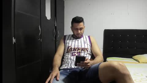 ryan_xc1 online show from November 21, 3:59 am