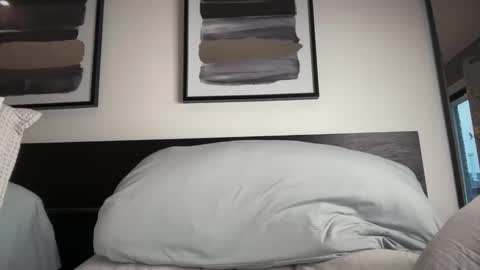 Ryan  Chad online show from March 5, 8:18 pm