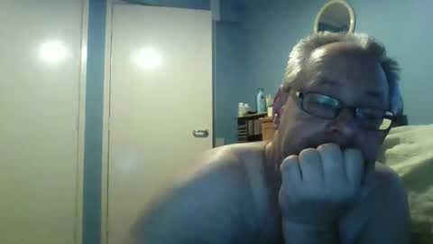 Snapshot of s536sny18 chatting on October 25, 1:55 pm s536sny18 online show from October 25, 1:55 pm