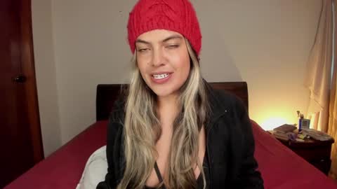 Leslie Beltrn online show from February 1, 2:47 am