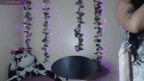 saalomee 1 online show from May 7, 12:39 am