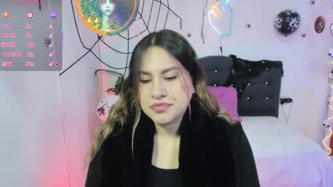 saaya_tay online show from October 29, 3:08 am