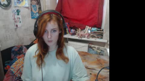 Snapshot of sabochka888 chatting on February 27, 7:19 am sabochka888 online show from February 27, 7:19 am