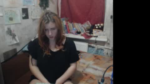 Snapshot of sabochka888 chatting on December 19, 7:18 am sabochka888 online show from December 19, 7:18 am