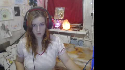 Snapshot of sabochka888 chatting on December 24, 7:39 am sabochka888 online show from December 24, 7:39 am
