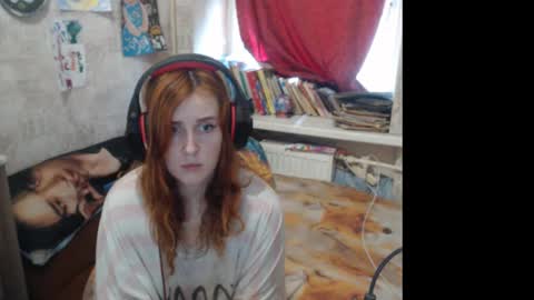Snapshot of sabochka888 chatting on March 7, 6:46 am sabochka888 online show from March 7, 6:46 am