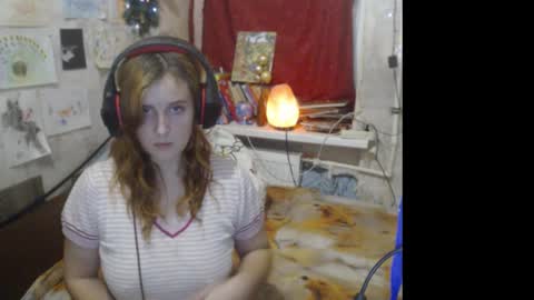 Snapshot of sabochka888 chatting on December 24, 10:44 am sabochka888 online show from December 24, 10:44 am