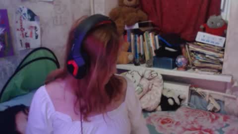 Snapshot of sabochka888 chatting on September 25, 6:26 pm sabochka888 online show from September 25, 6:26 pm